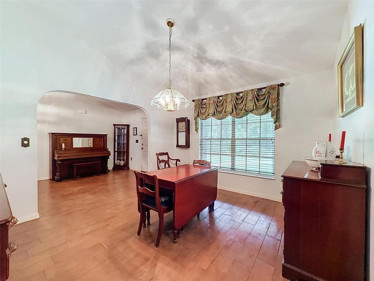 Listing Photo 19