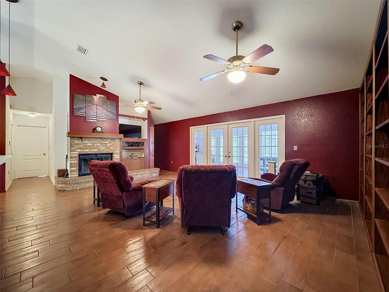 Listing Photo 23