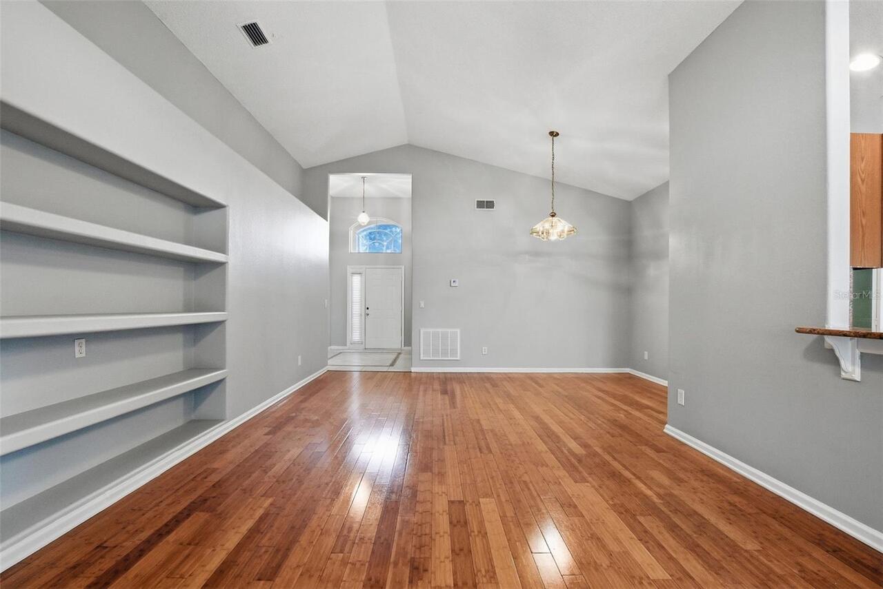 Listing Photo 9