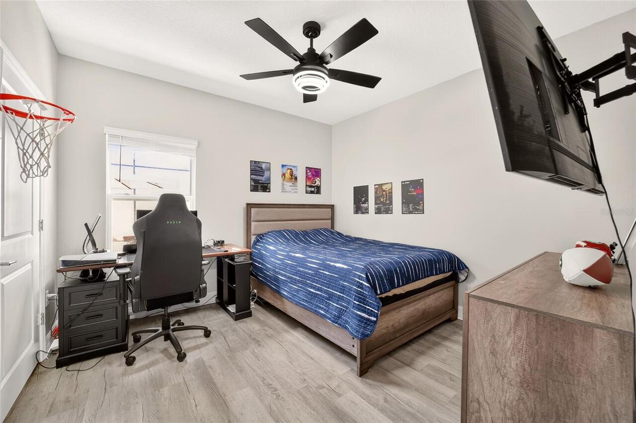 Listing Photo 22