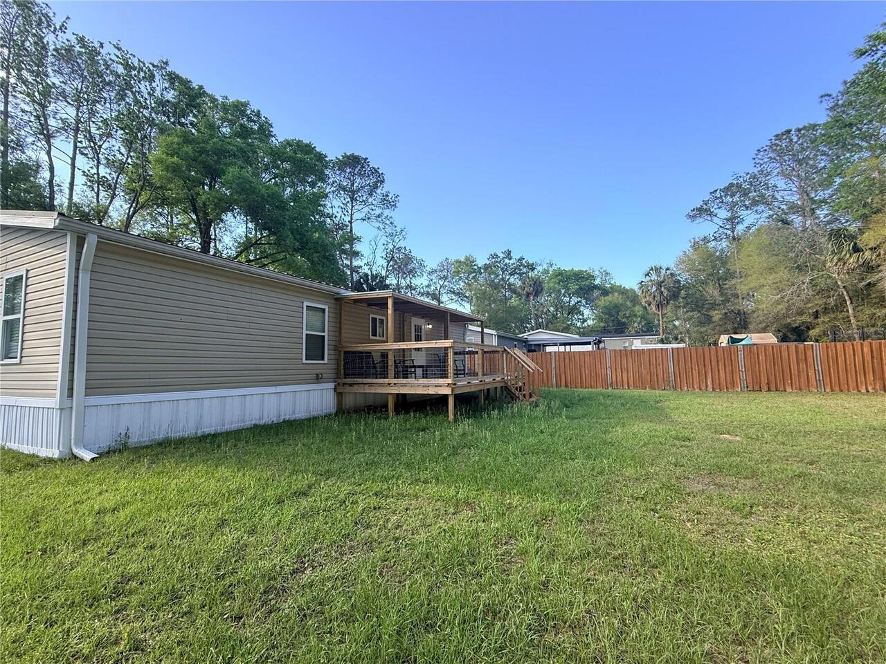 Listing Photo 12