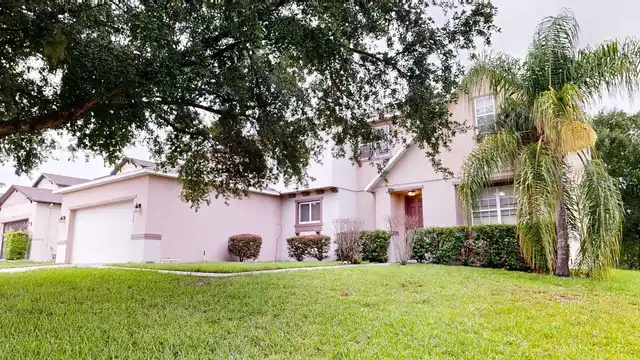 Listing Photo 10