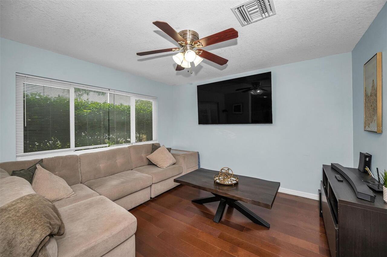 Listing Photo 13