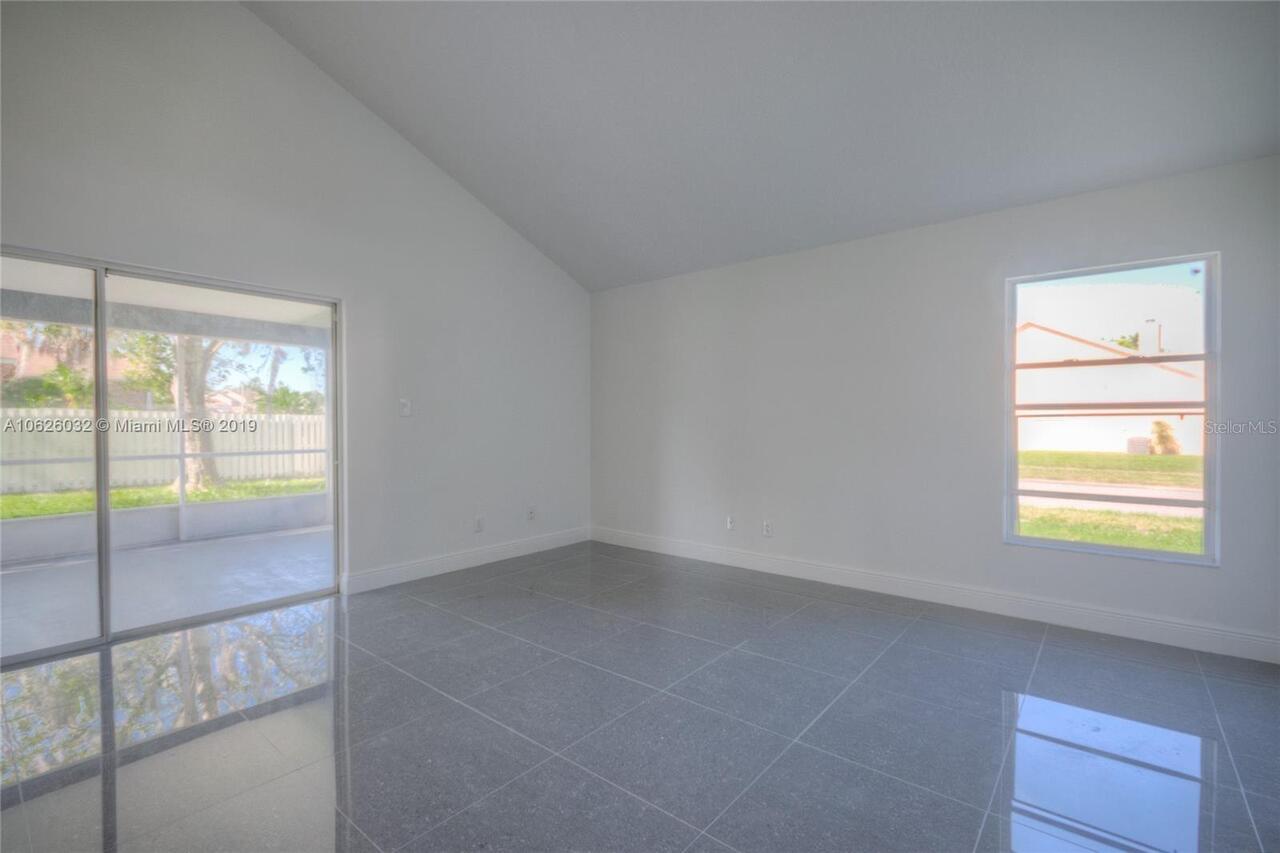 Listing Photo 24