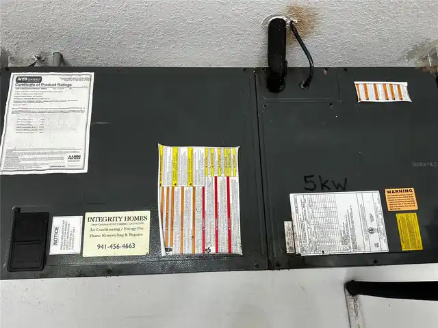 Listing Photo 15
