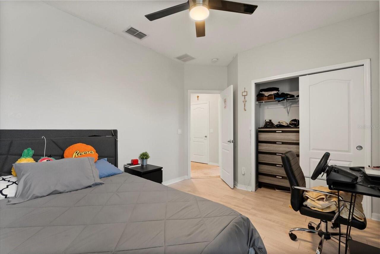 Listing Photo 14