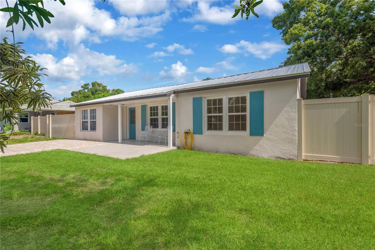 Listing Photo 4