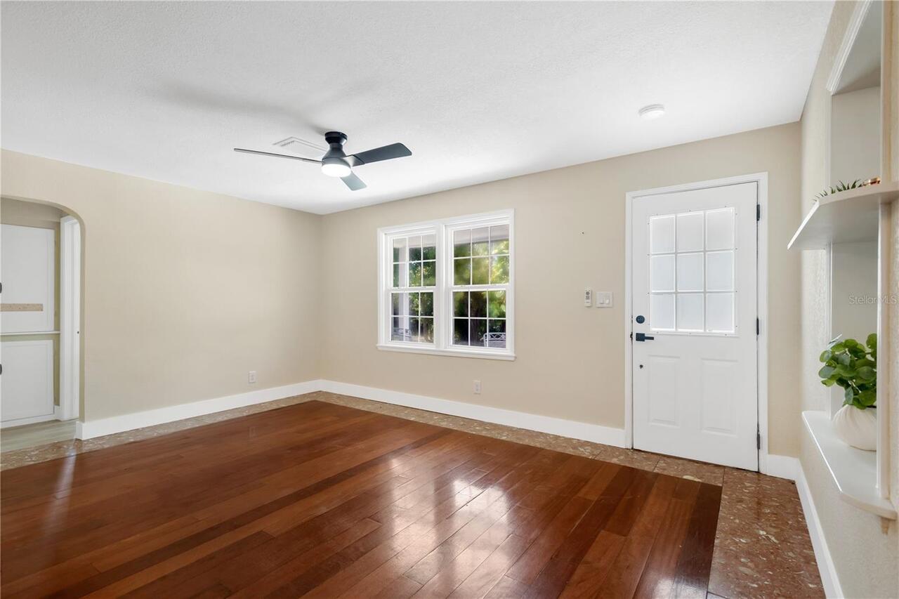 Listing Photo 7