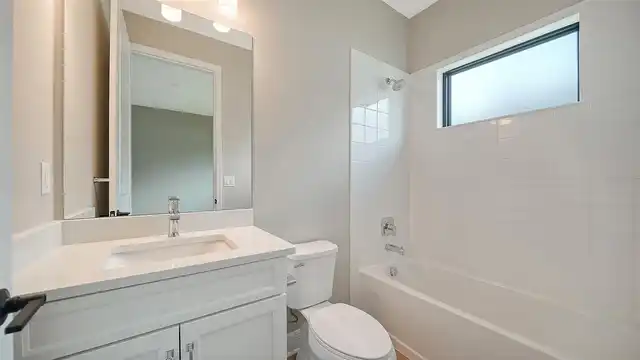 Listing Photo 33