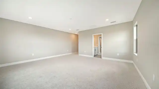 Listing Photo 43