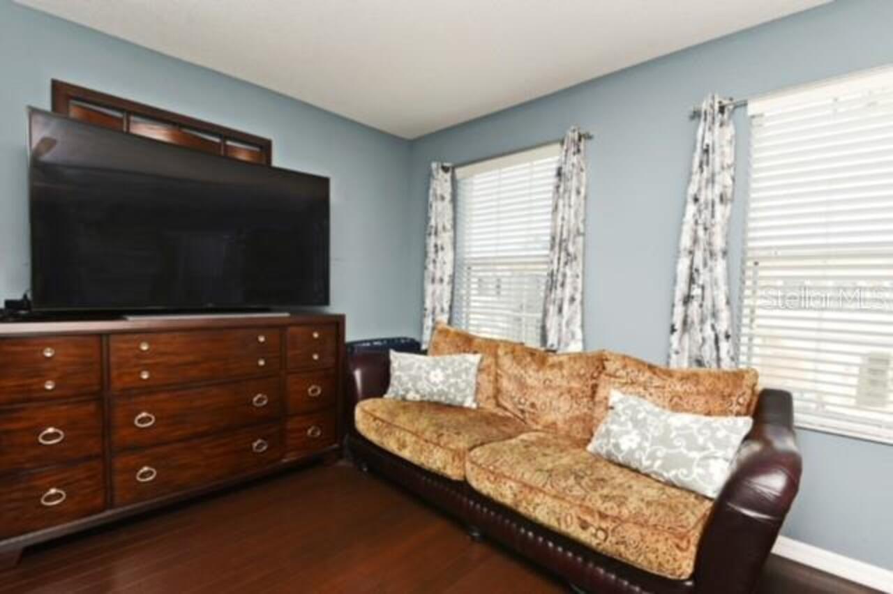 Listing Photo 16