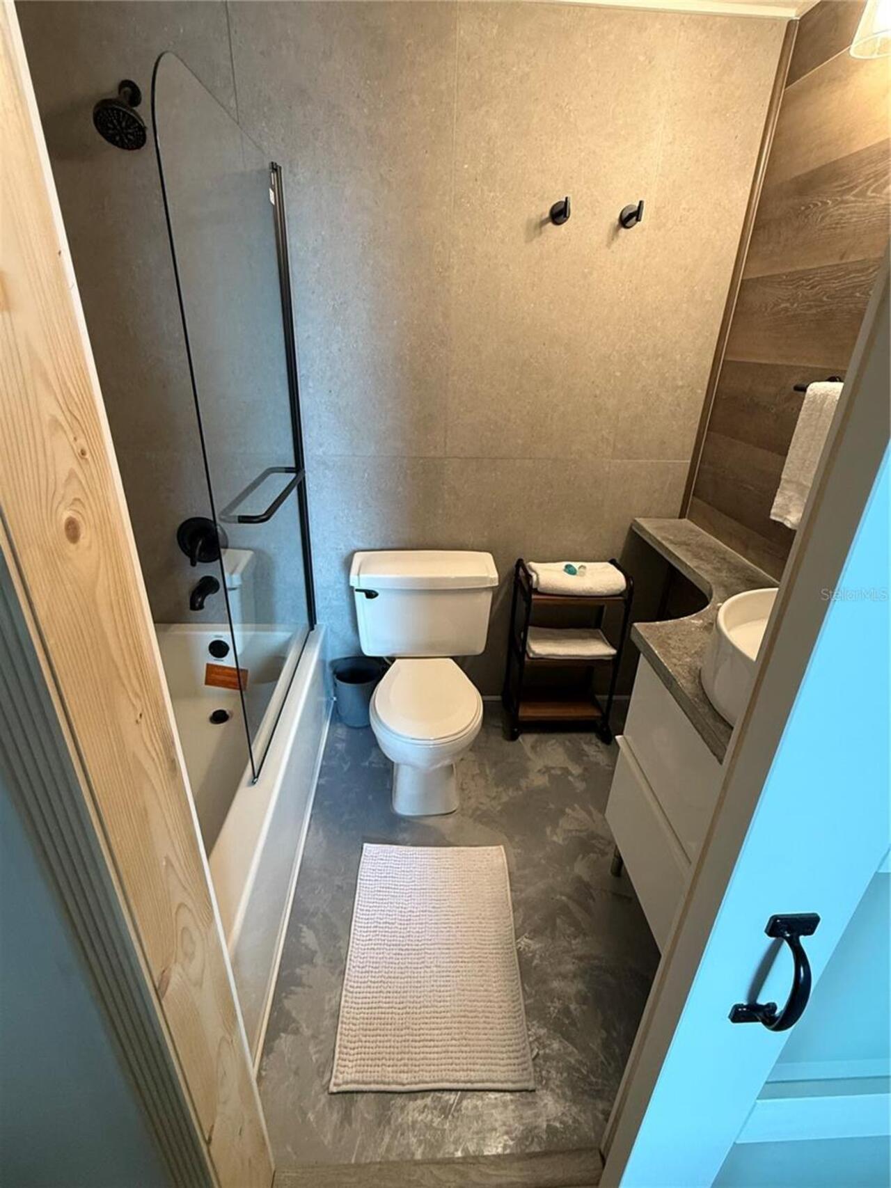 Listing Photo 32
