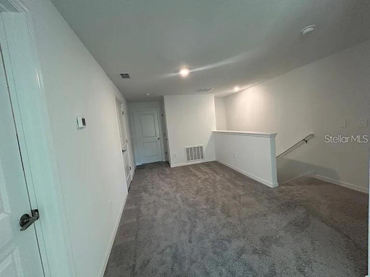 Listing Photo 8