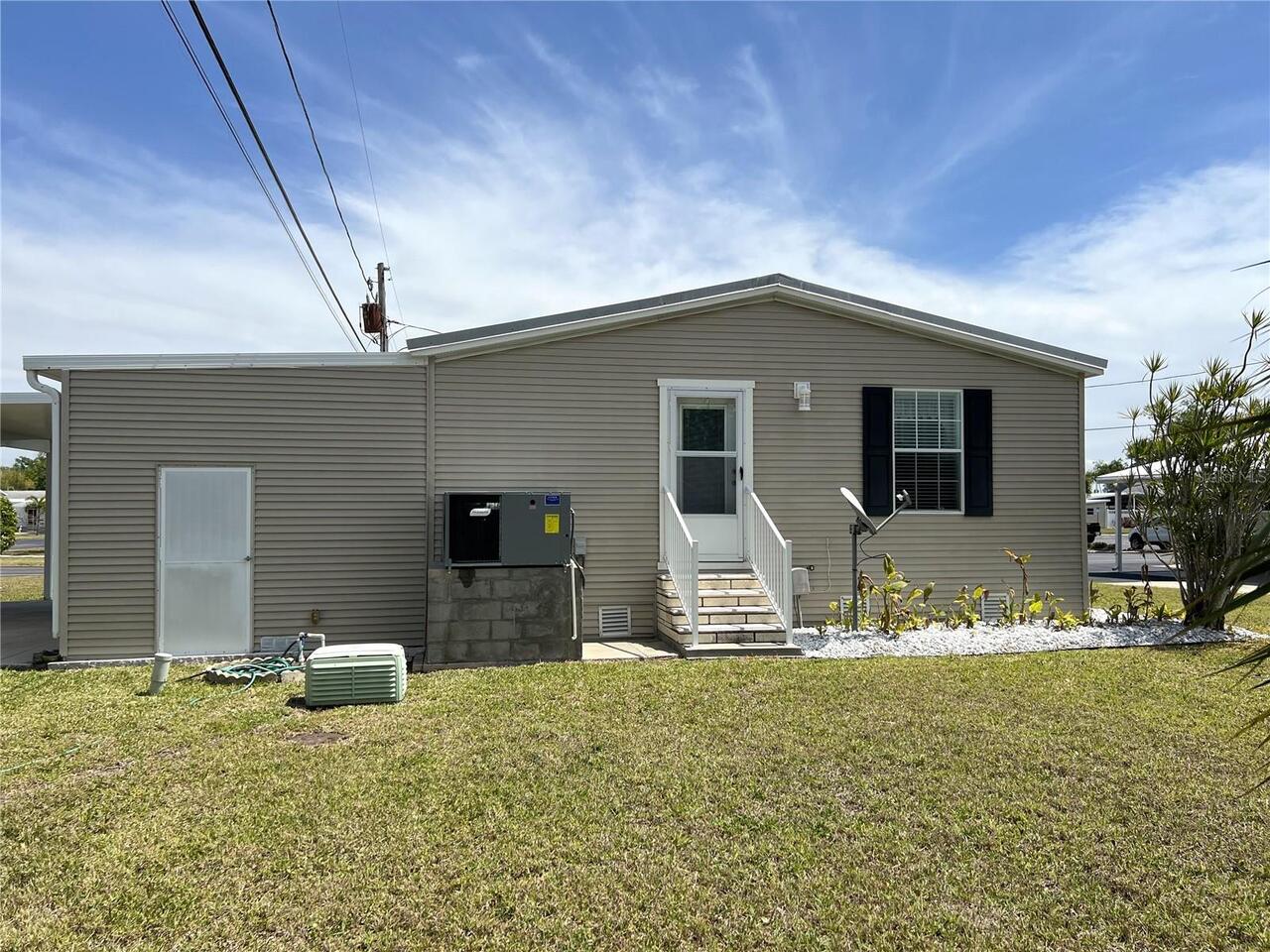 Listing Photo 10