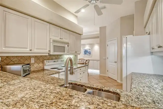 Listing Photo 15