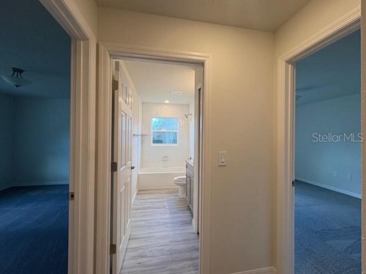 Listing Photo 12