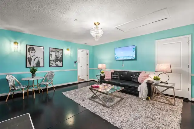 Listing Photo 21