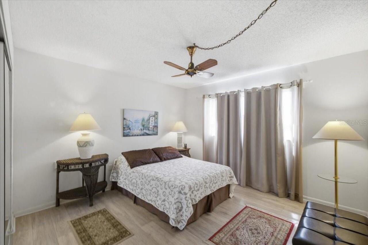 Listing Photo 13