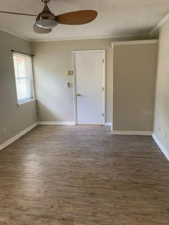 Listing Photo 7