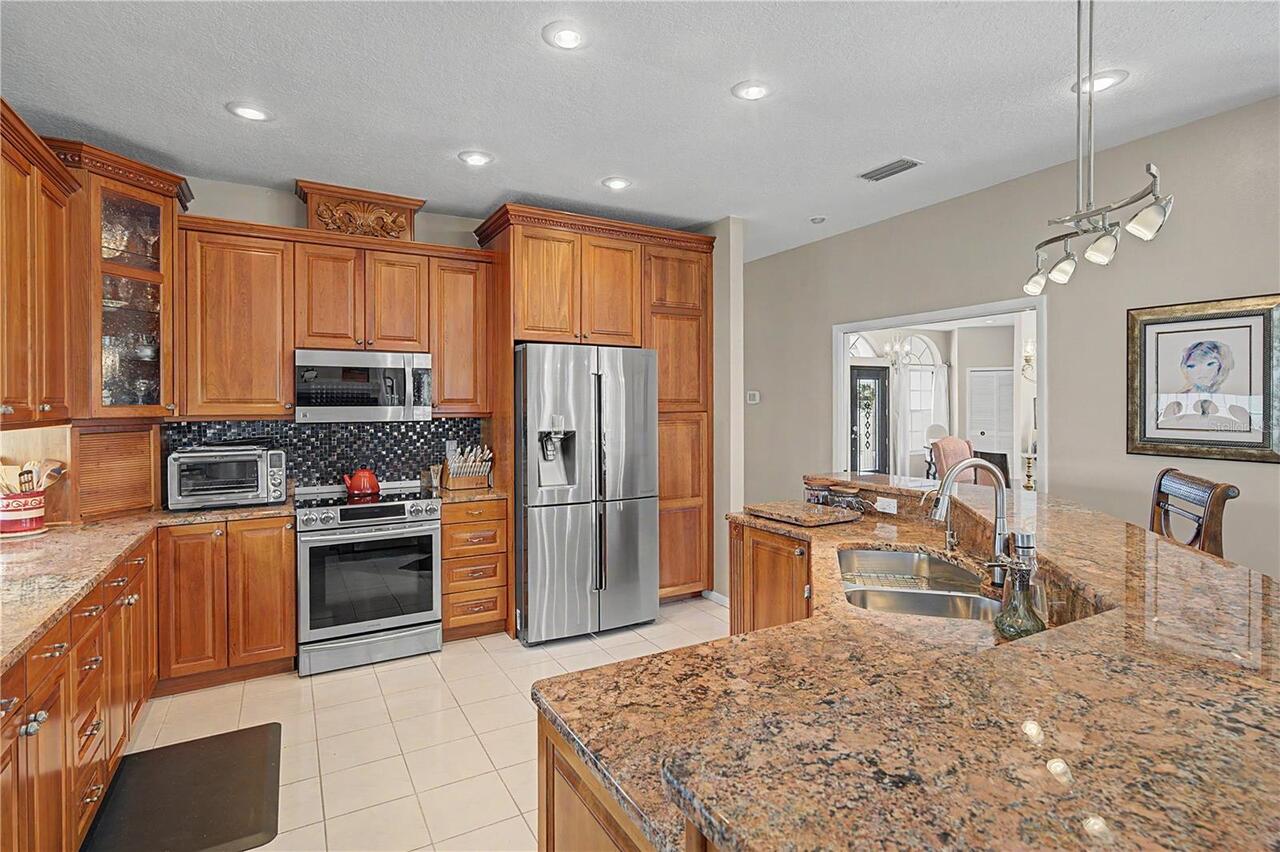 Listing Photo 12