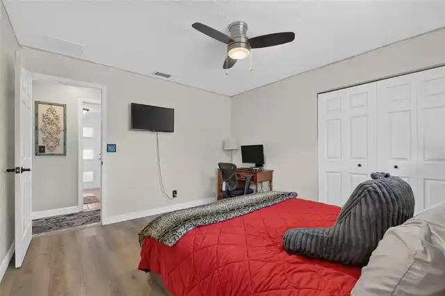 Listing Photo 34