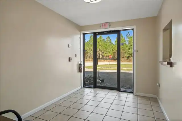 Listing Photo 19
