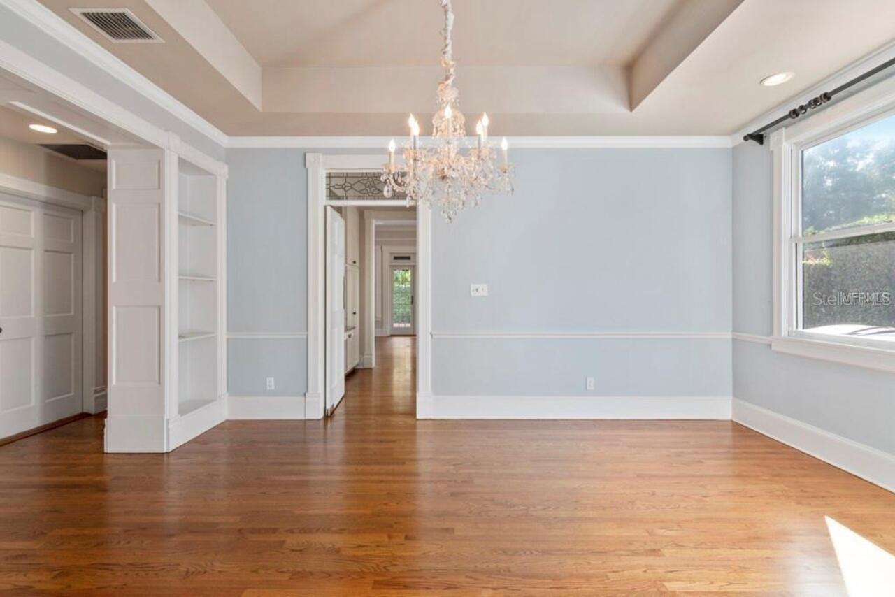 Listing Photo 11