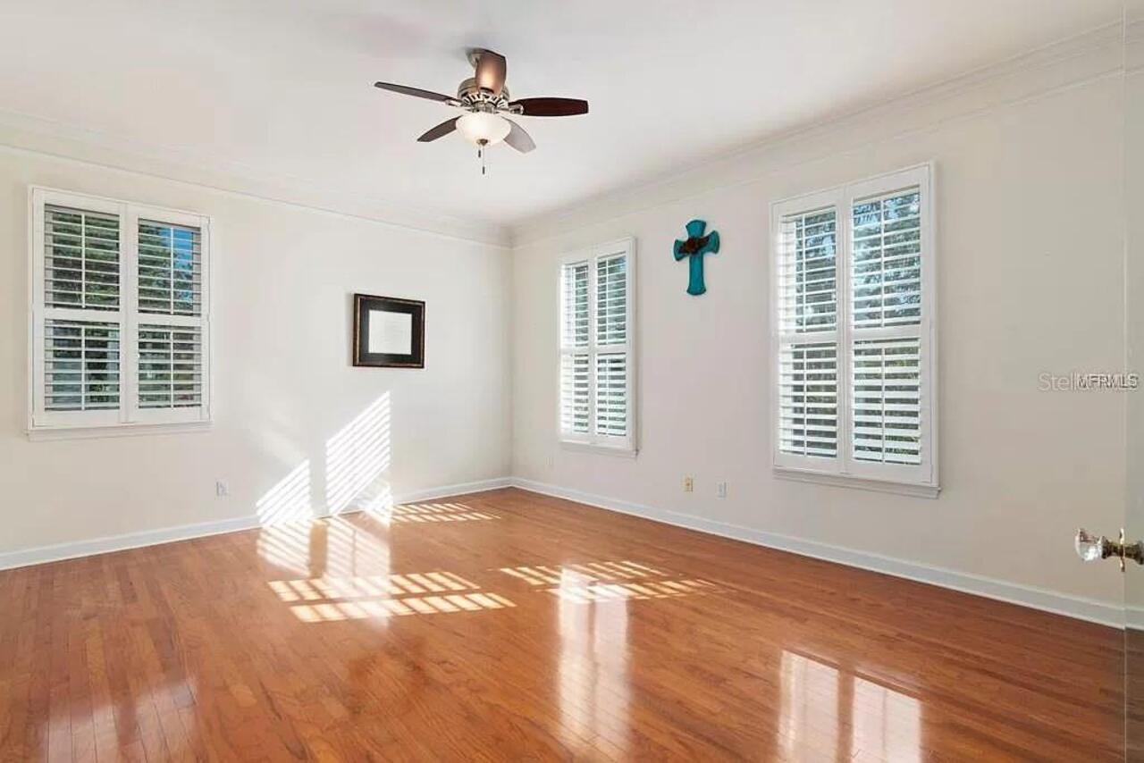Listing Photo 25