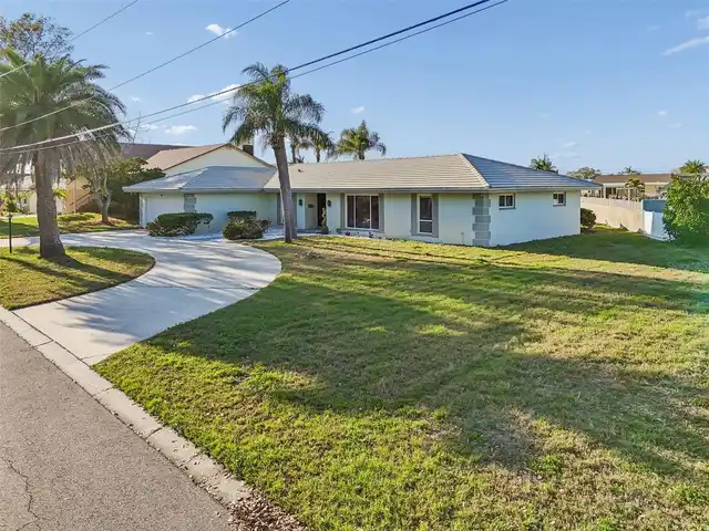Listing Photo 8