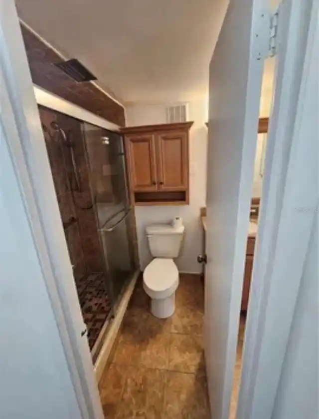Listing Photo 16