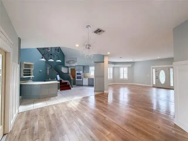 Listing Photo 7