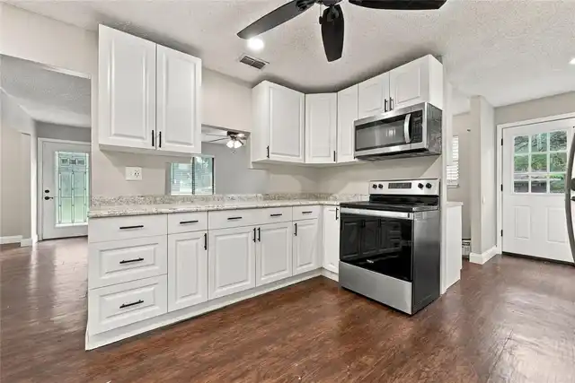 Listing Photo 32
