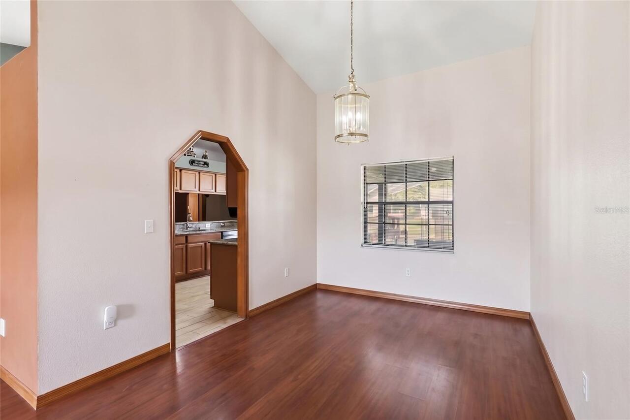 Listing Photo 9