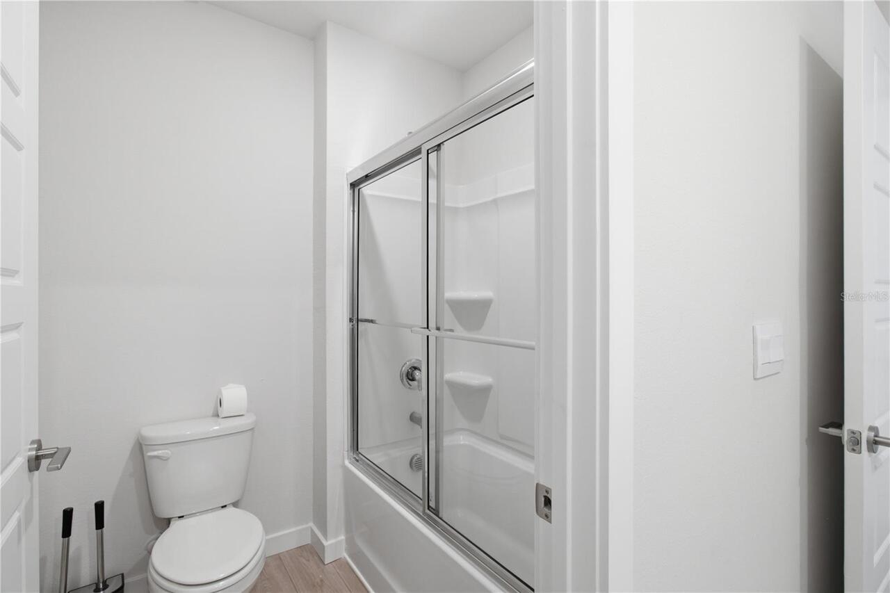 Listing Photo 14