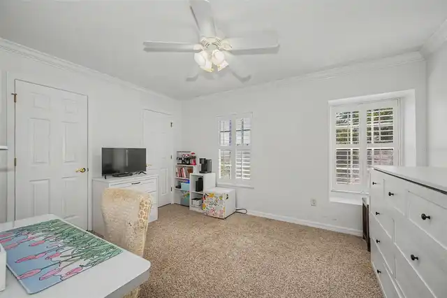 Listing Photo 22