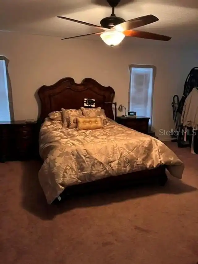 Listing Photo 12