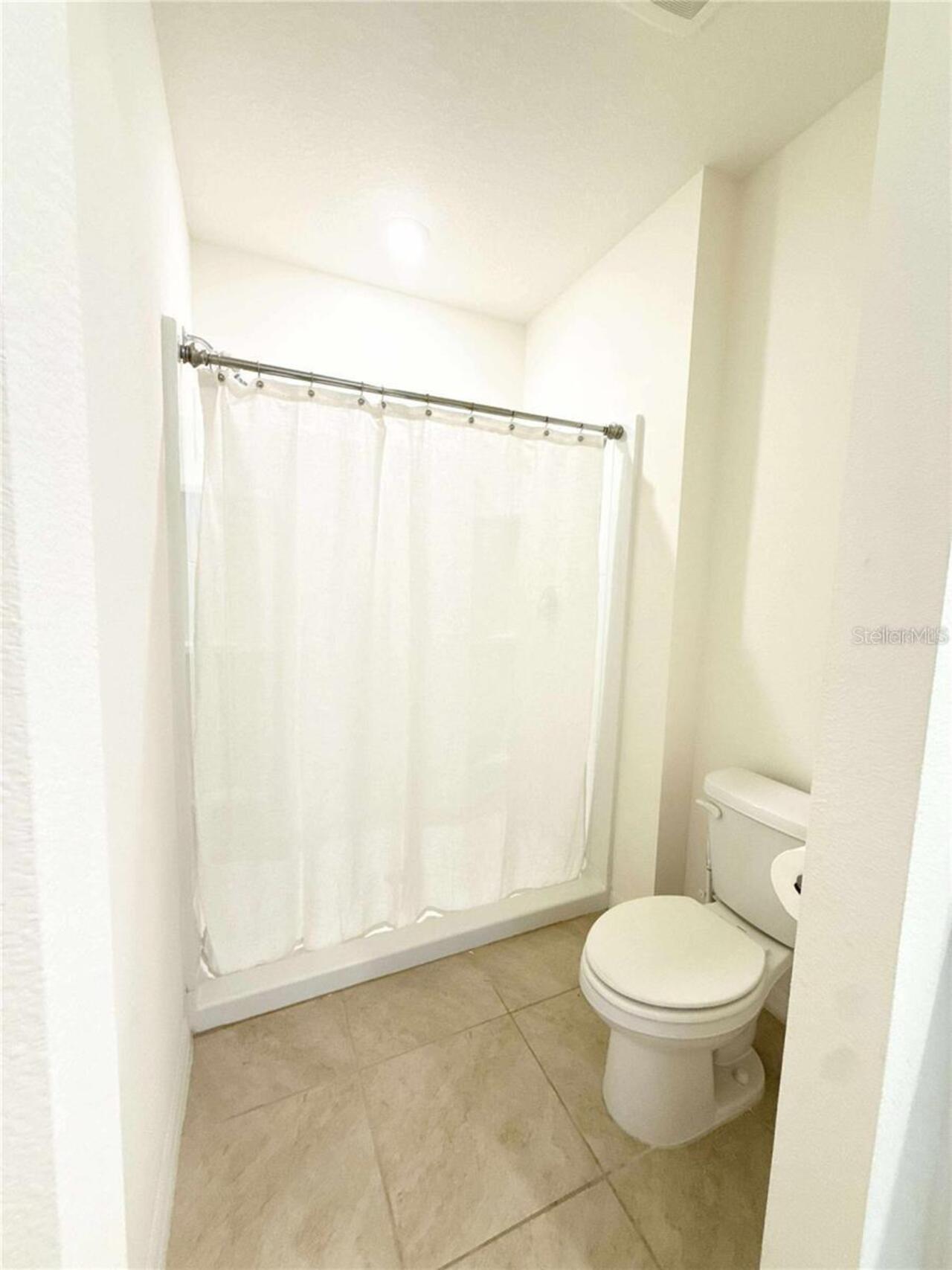 Listing Photo 8