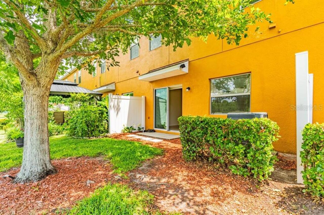 Listing Photo 8