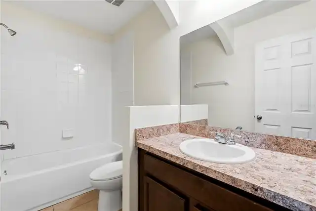 Listing Photo 19