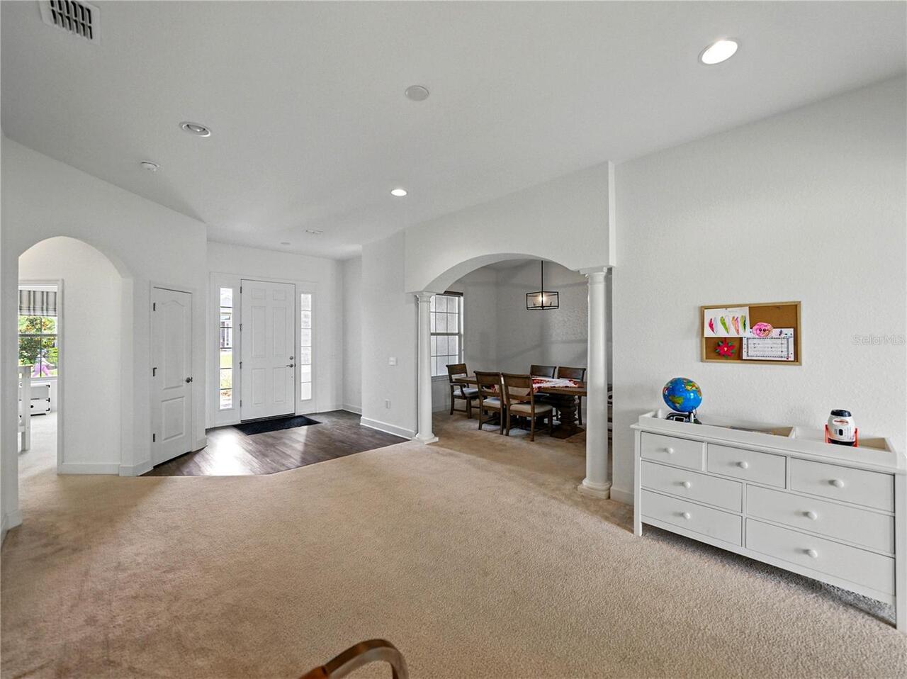 Listing Photo 10