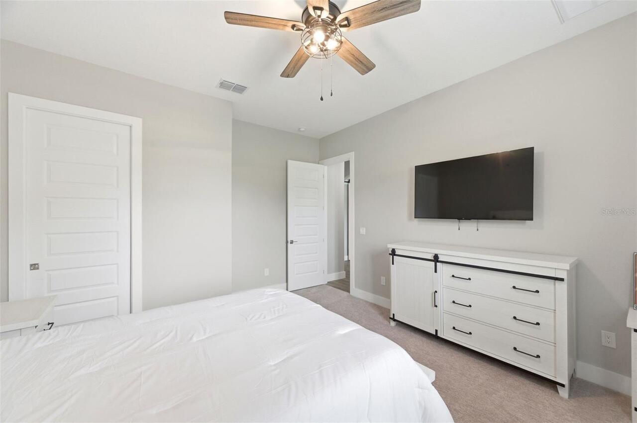 Listing Photo 33