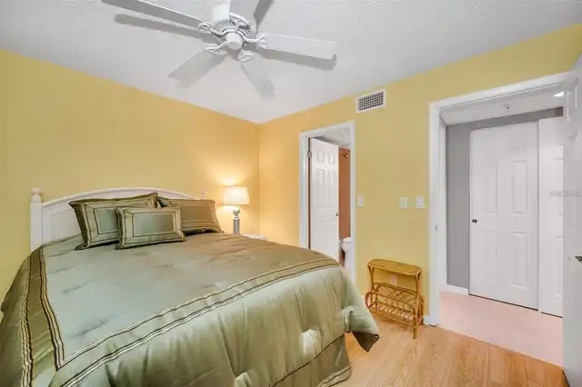Listing Photo 43