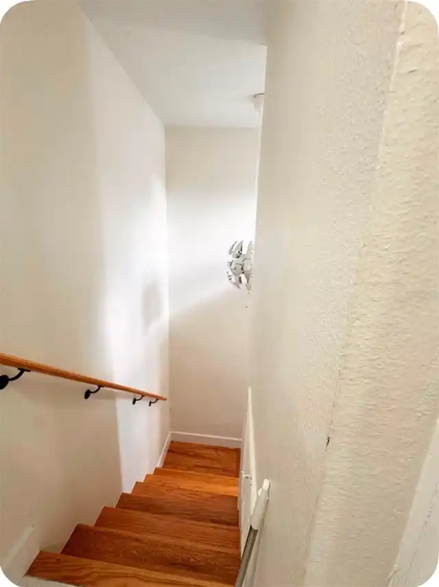 Listing Photo 12