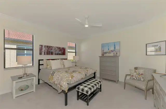 Listing Photo 32