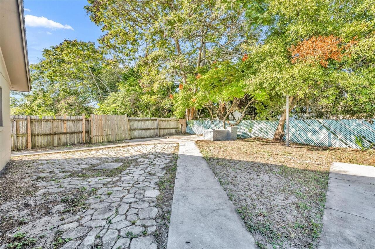 Listing Photo 33