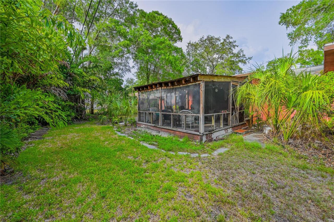 Listing Photo 14