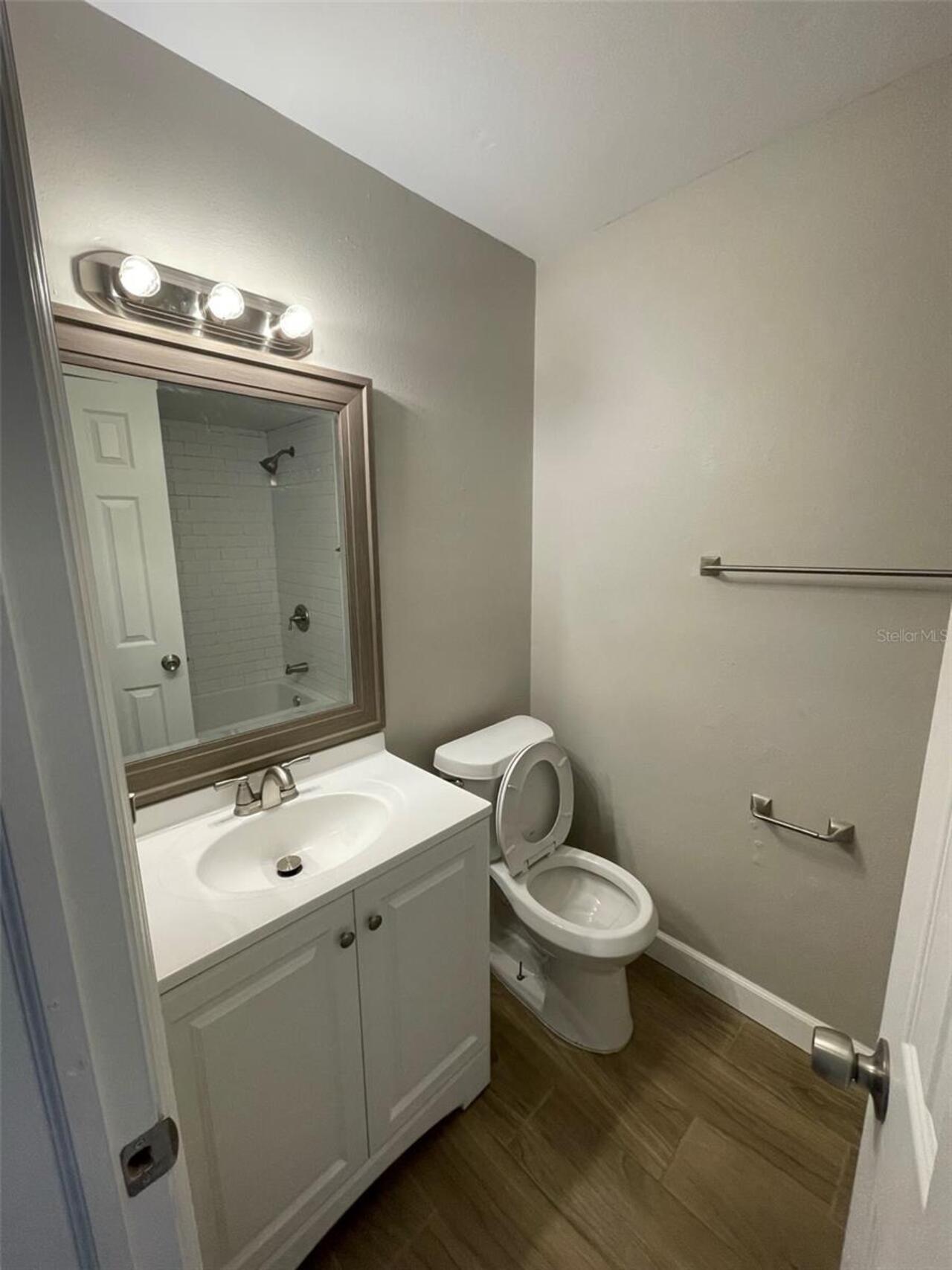 Listing Photo 14