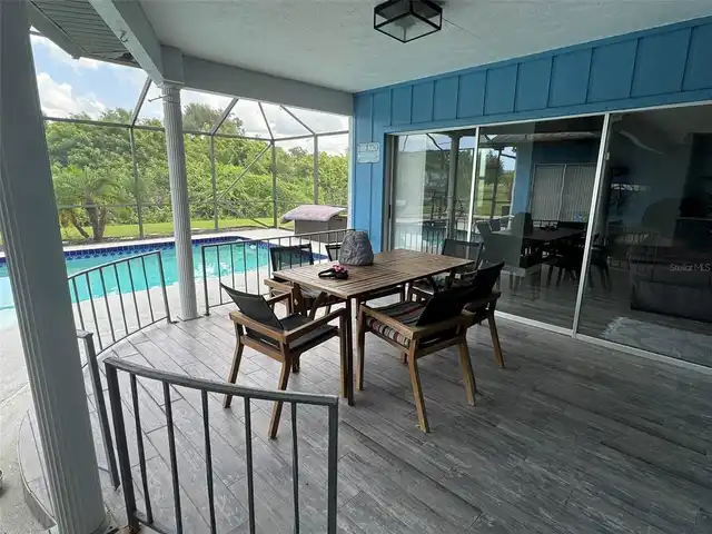 Listing Photo 12