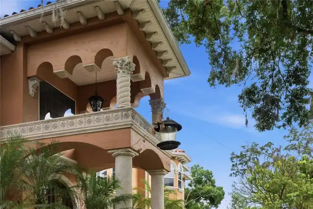 Listing Photo 8