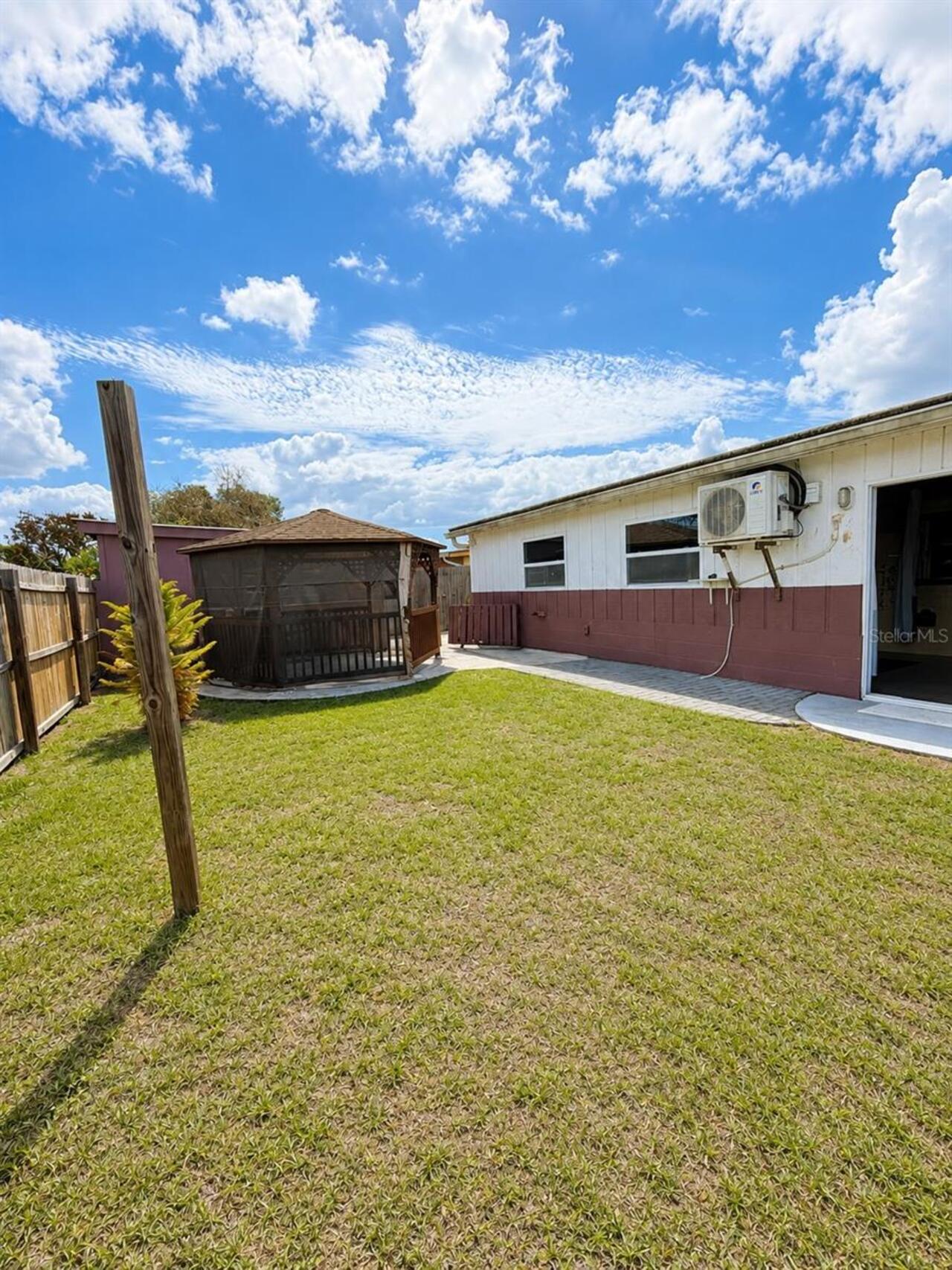 Listing Photo 12